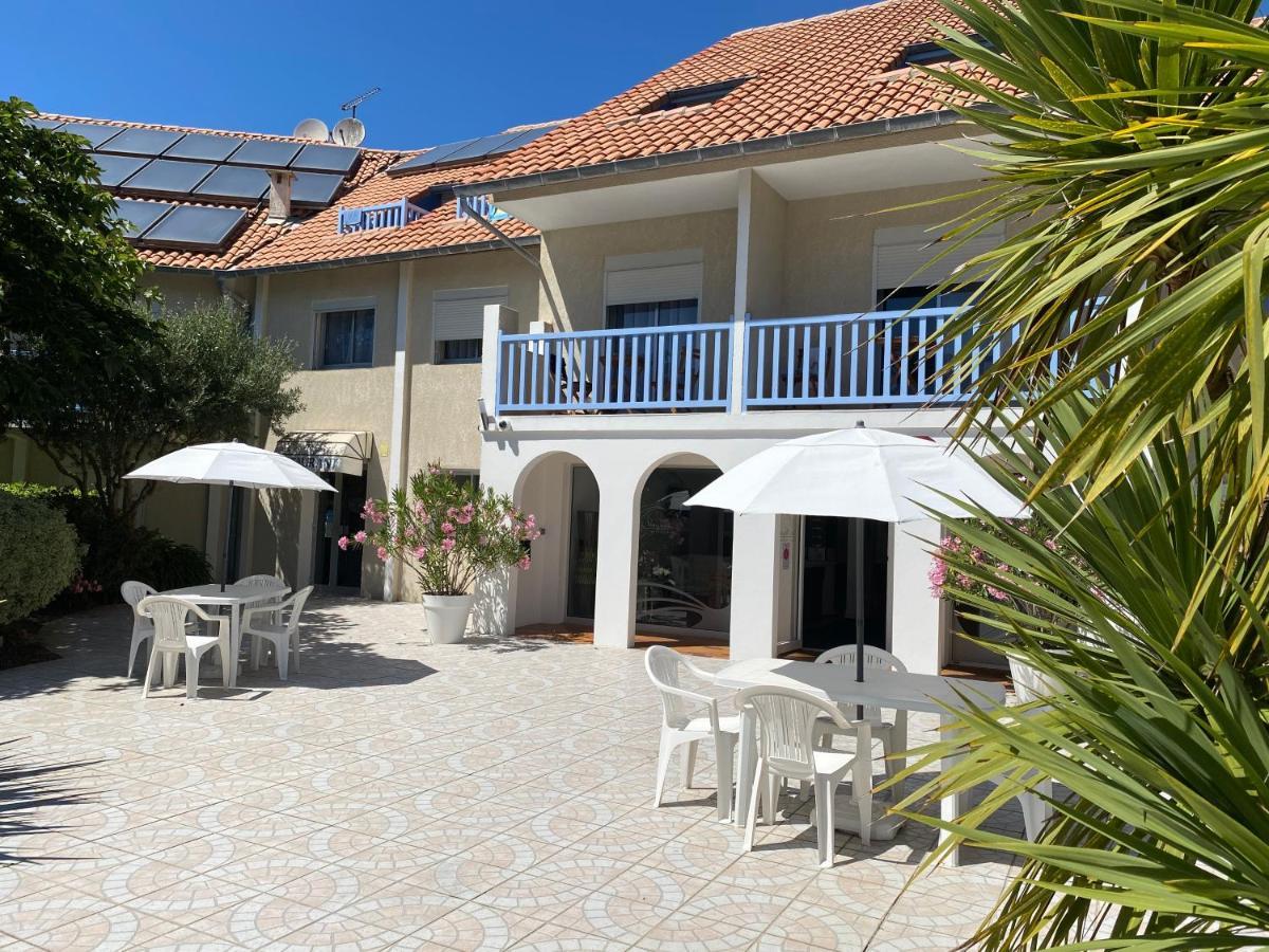 Les Vagues Hotel Restaurant Biscarrosse-Plage Kültér fotó