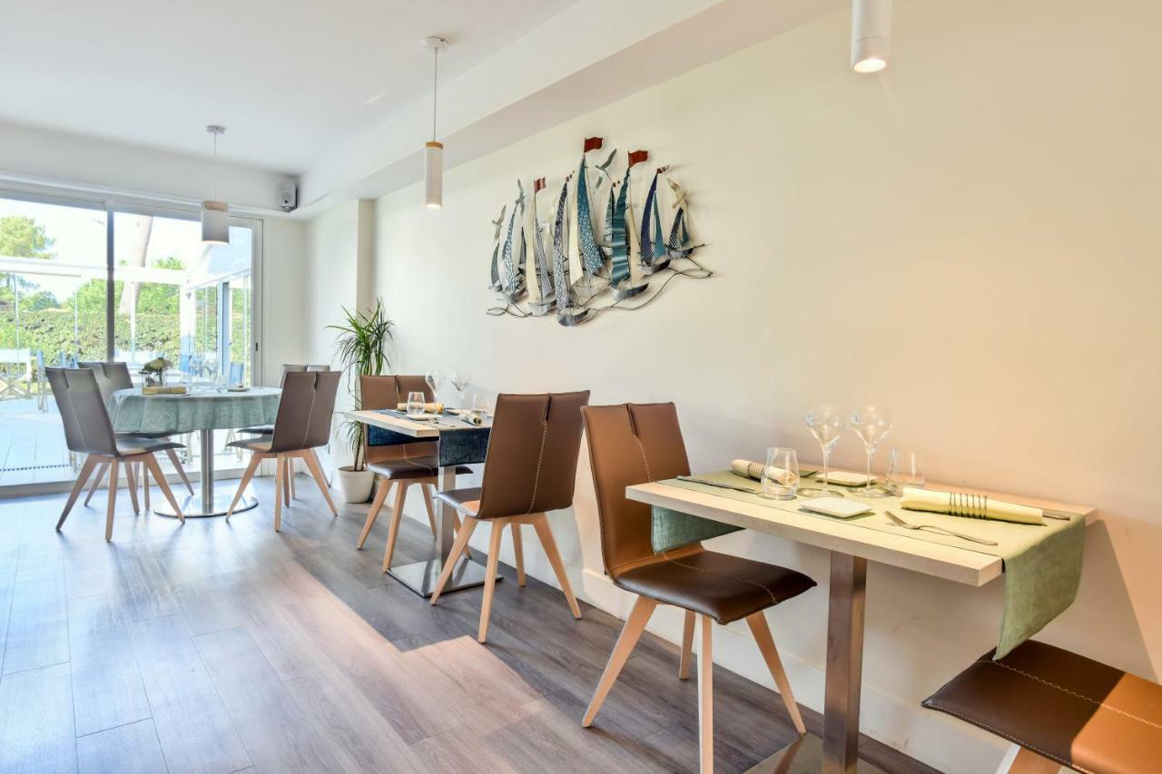 Les Vagues Hotel Restaurant Biscarrosse-Plage Kültér fotó
